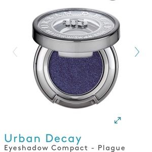 Urban Decay Eye Shadow PLAGUE